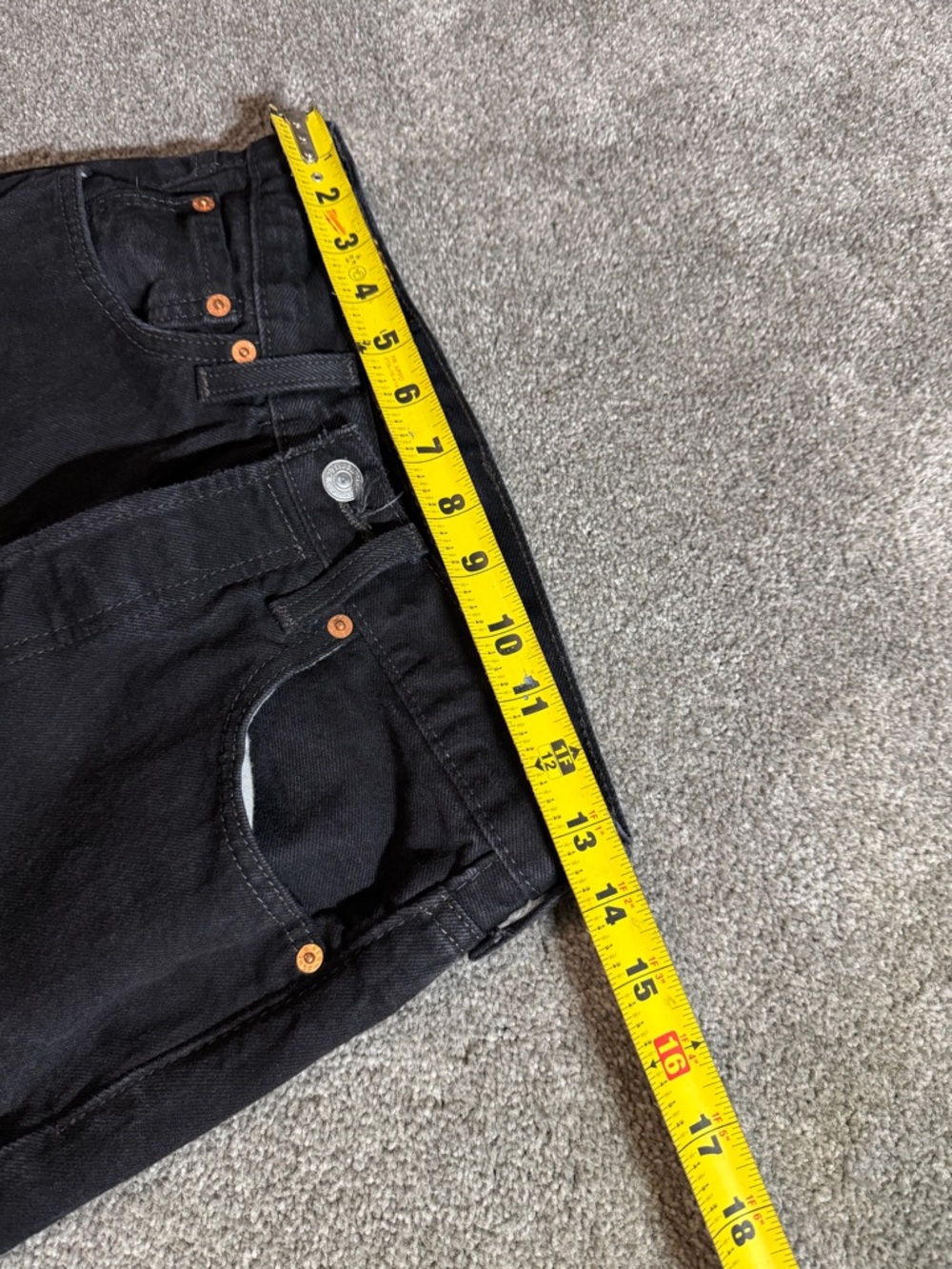 Levi’s 501 Original Fit Black Jeans W28 L30 Button Fly Straight Leg - Picture 2 of 12